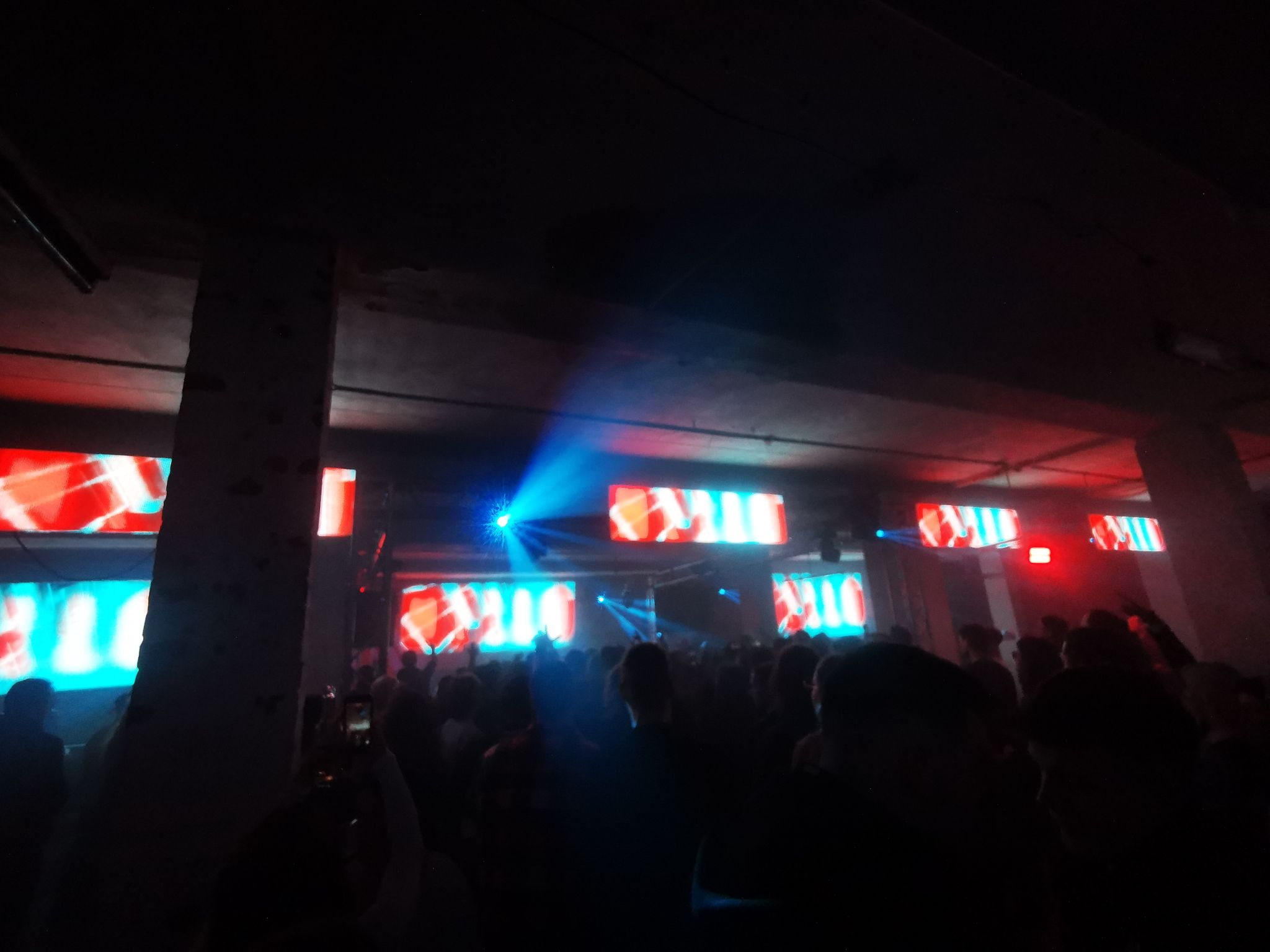 094 IMG 20230409 230325 BURST012