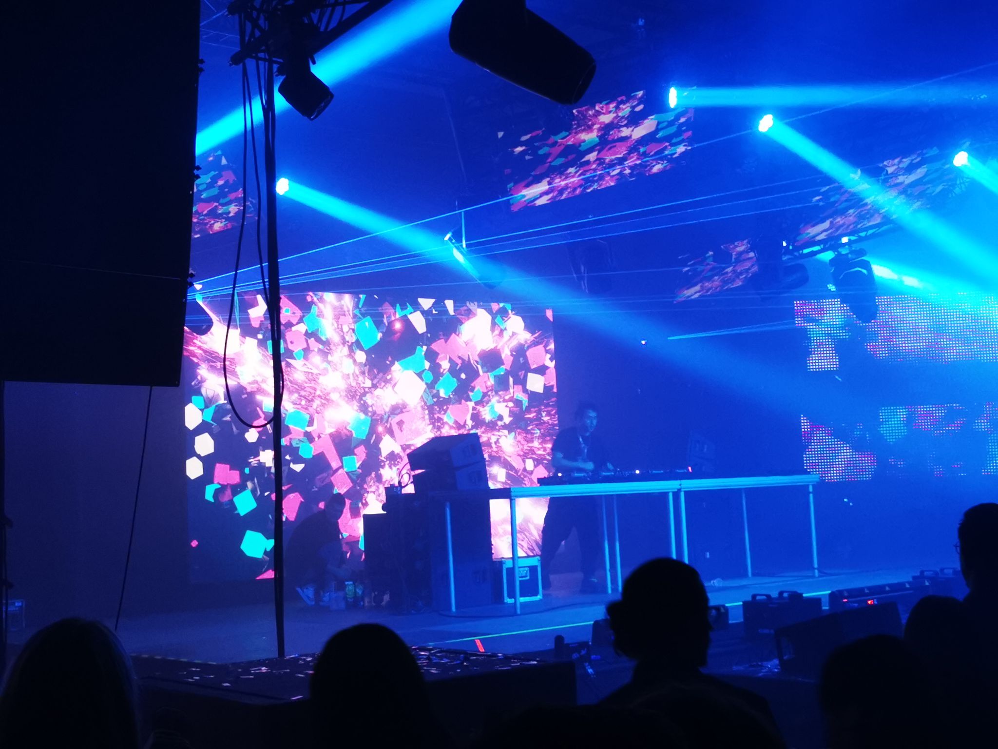 105 IMG 20230101 022127 BURST002